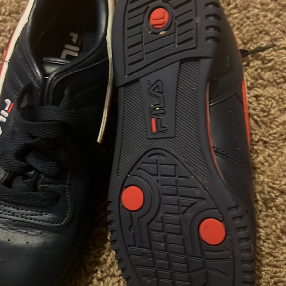 Shoes - Picture 3 of 4